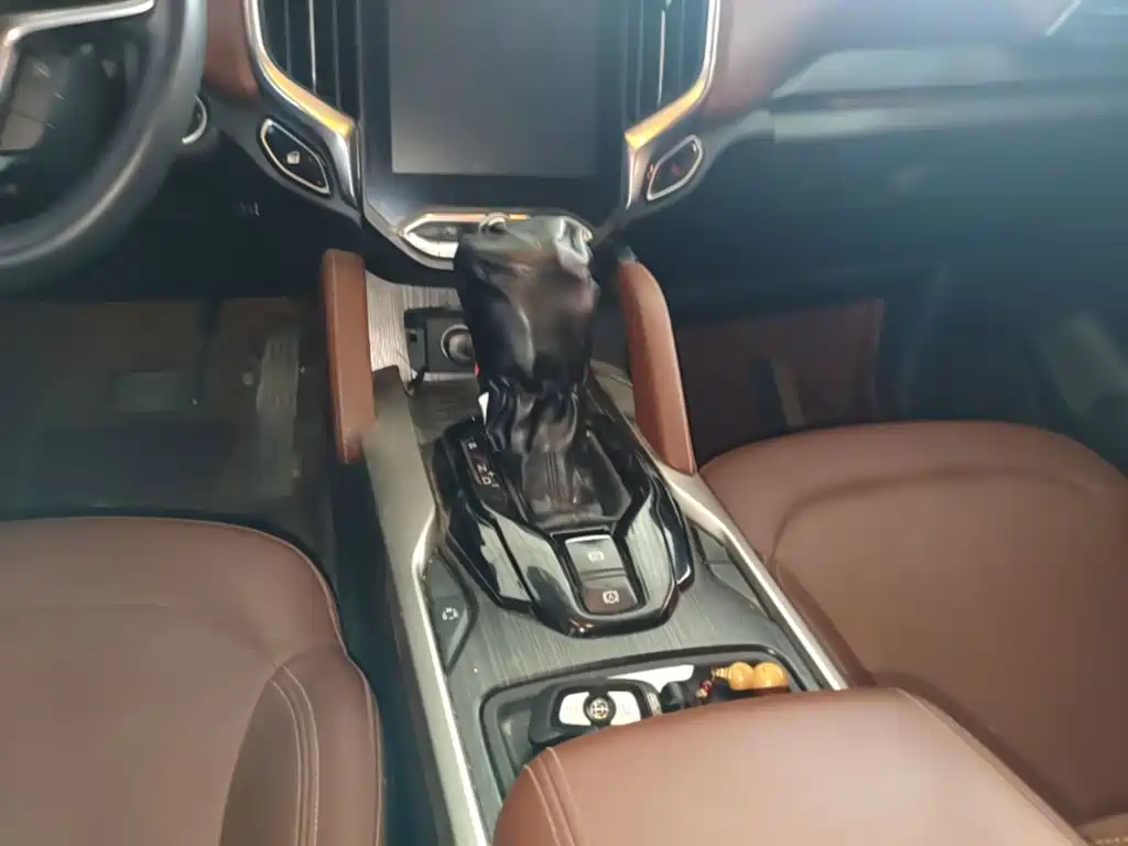Zhonghua V6 — миниатюра 14