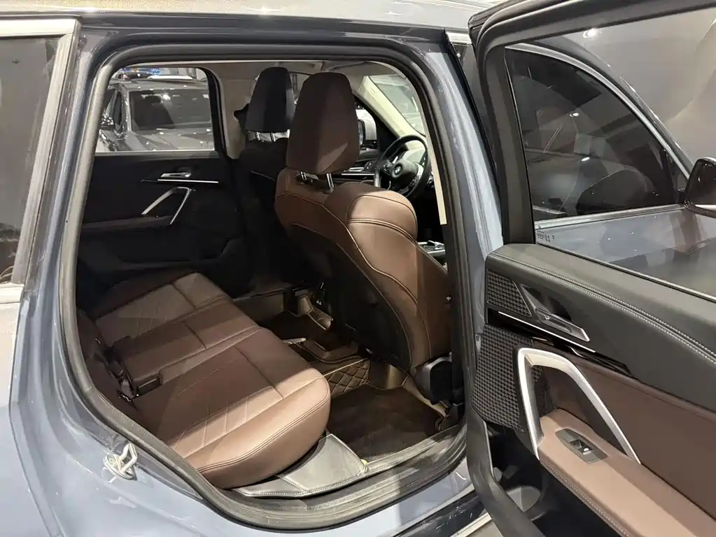 BMW X1 — миниатюра 10