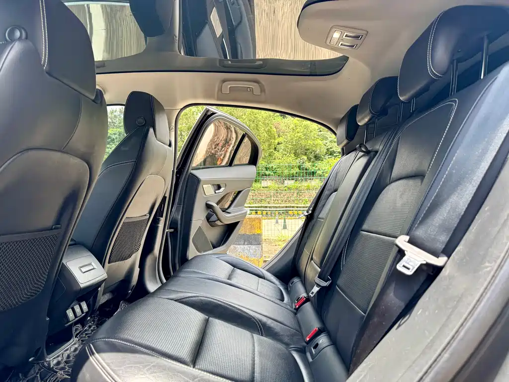 Jaguar I-Pace 2018 EV400 S