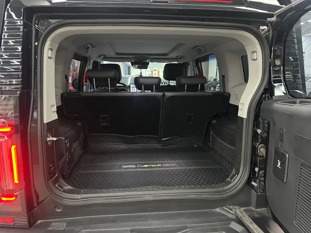 Jetour Traveller — миниатюра 8