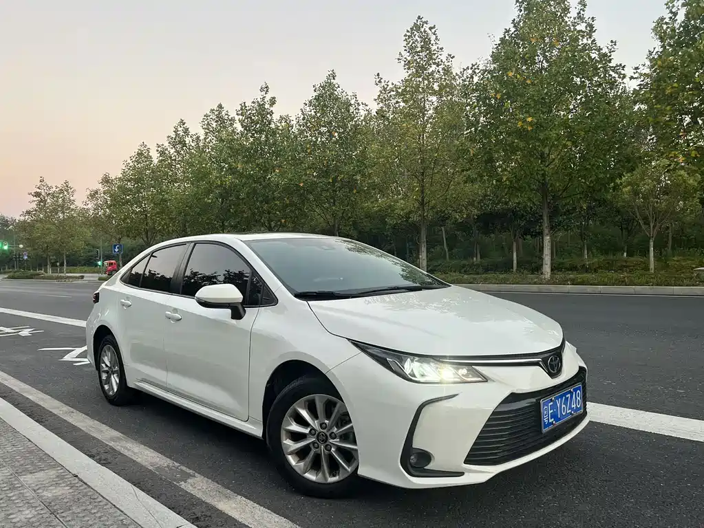 Toyota Corolla — миниатюра 3