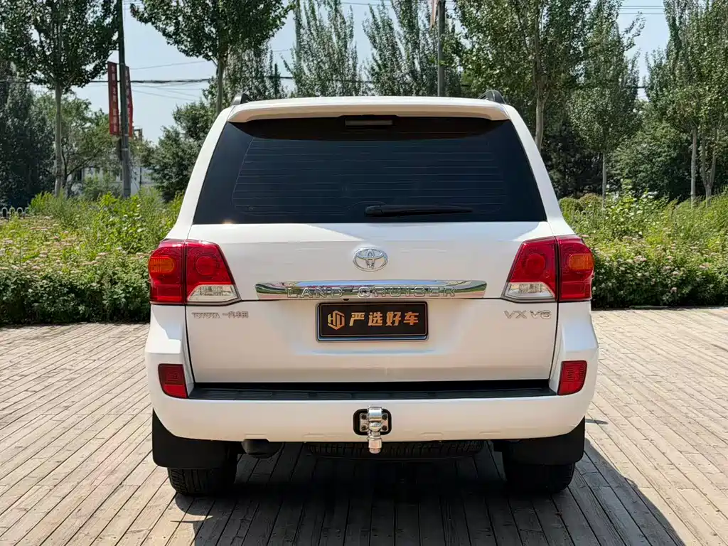 Toyota Land Cruiser 2012 4.0L AT VX