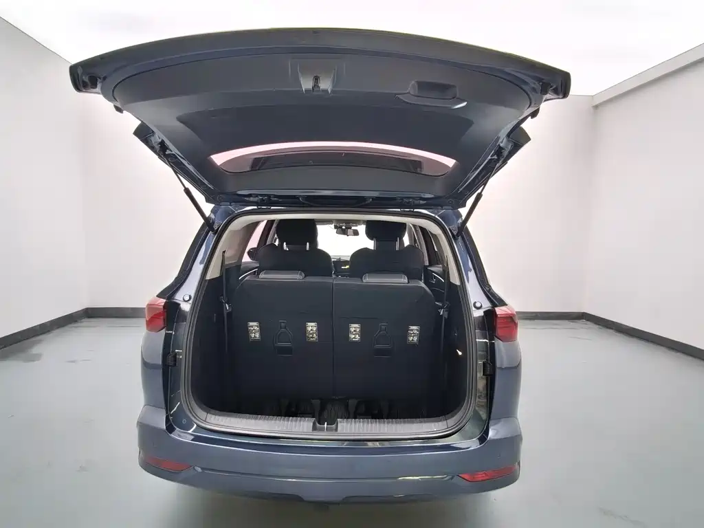 Wuling Victory — миниатюра 15