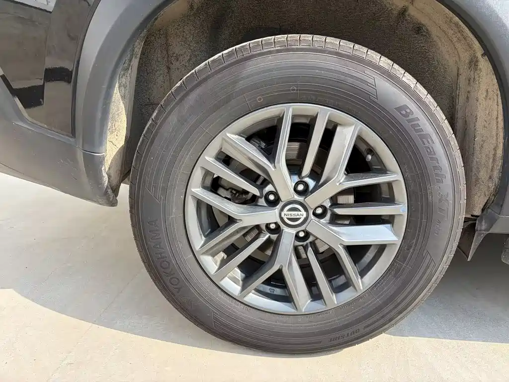 Nissan X-Trail — миниатюра 15