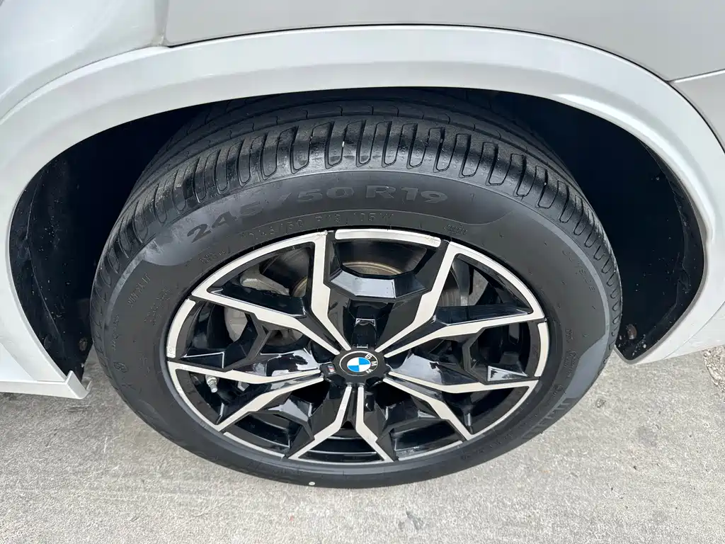 BMW X3 — миниатюра 14