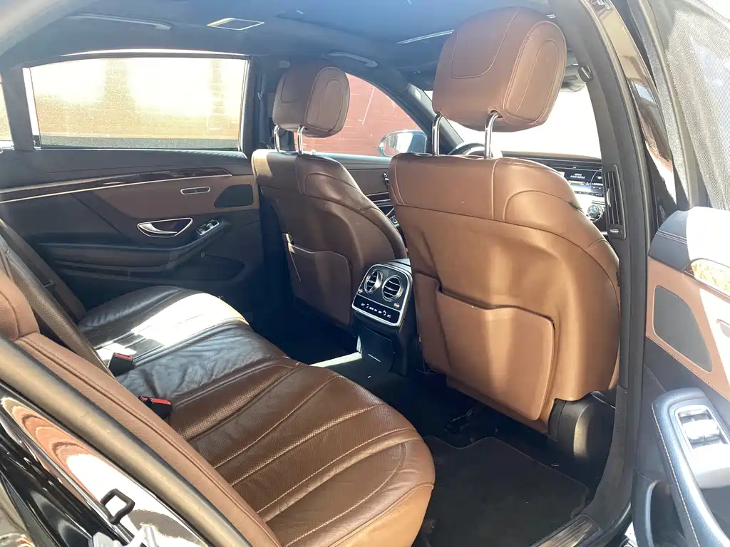 Mercedes-Benz S-Class — миниатюра 8