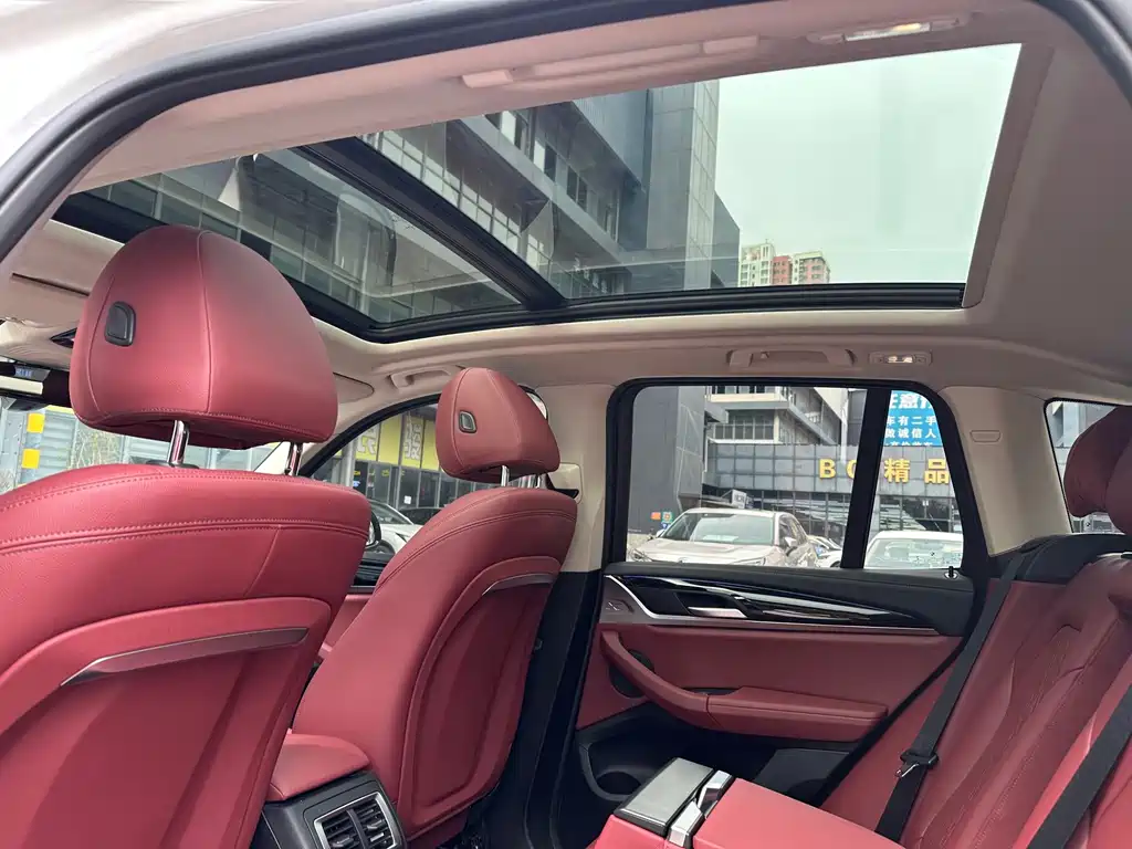 BMW X3 — миниатюра 13