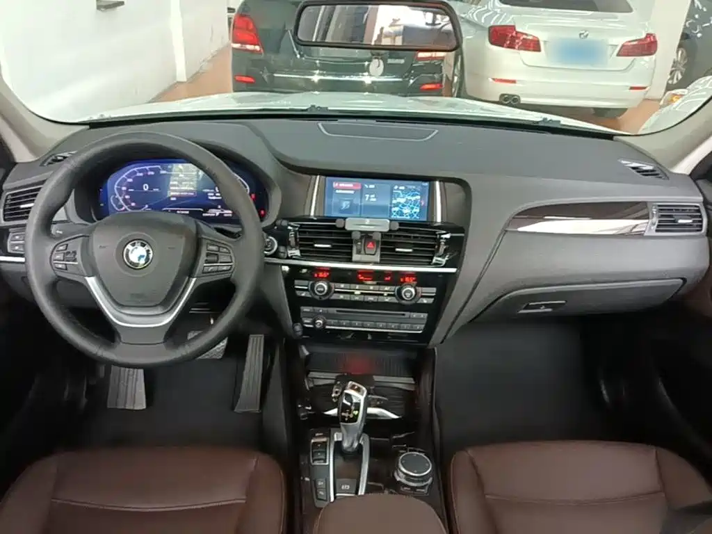 BMW X3 (Import) — миниатюра 10