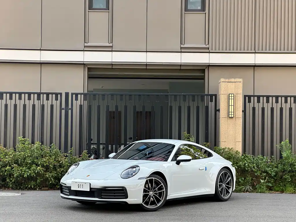 Porsche 911 2024