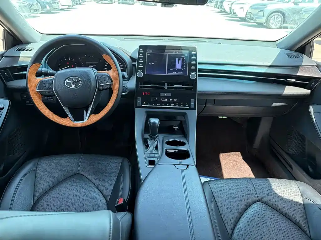 Toyota Avalon — миниатюра 9