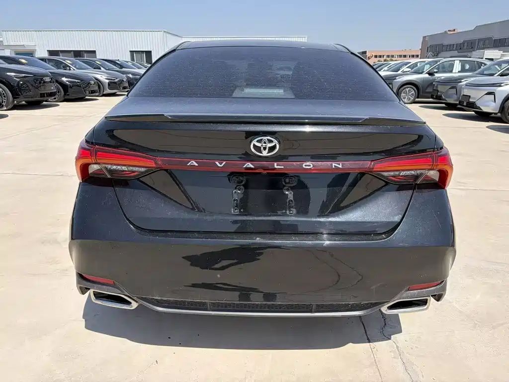 Toyota Avalon — миниатюра 7