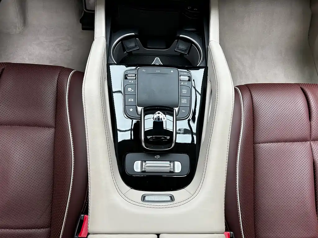 Mercedes-Benz GLS — миниатюра 22