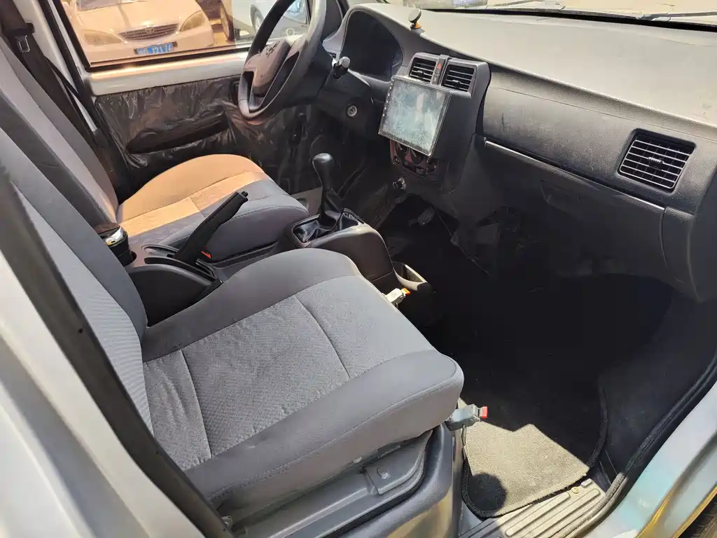 Wuling Rongguang Mini Truck — миниатюра 4