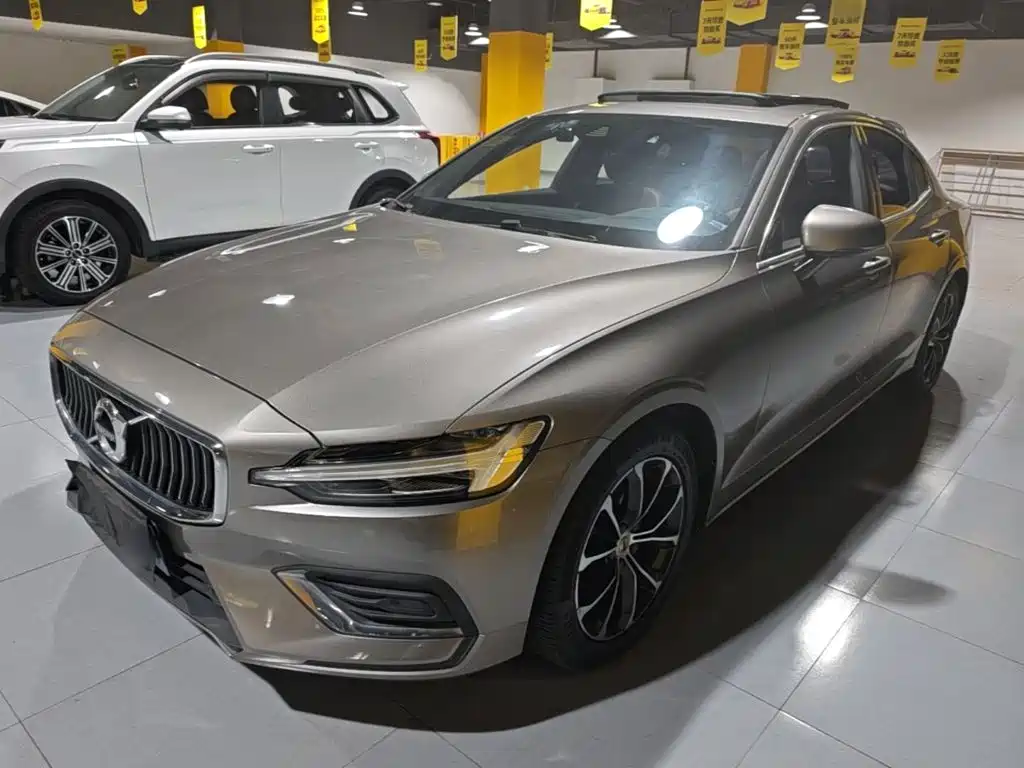 Volvo S60 — миниатюра 2