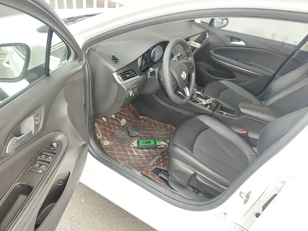 Buick Verano — миниатюра 16