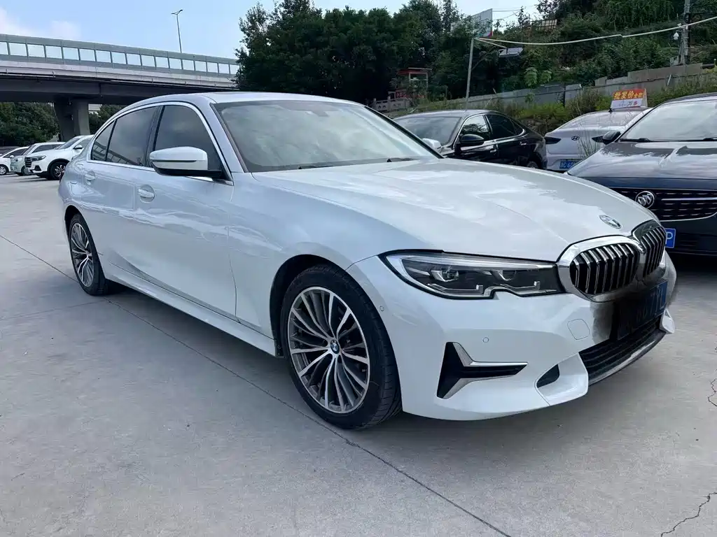 BMW 3 Series — миниатюра 3