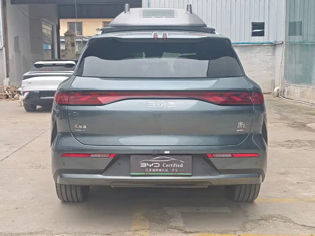BYD Tang L L 2025 DM 175KM