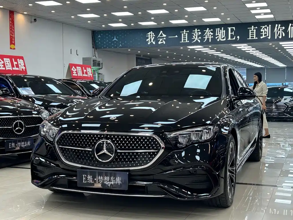 Mercedes-Benz E-Class — миниатюра 3