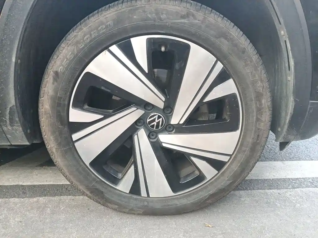 Volkswagen Teramont — миниатюра 8