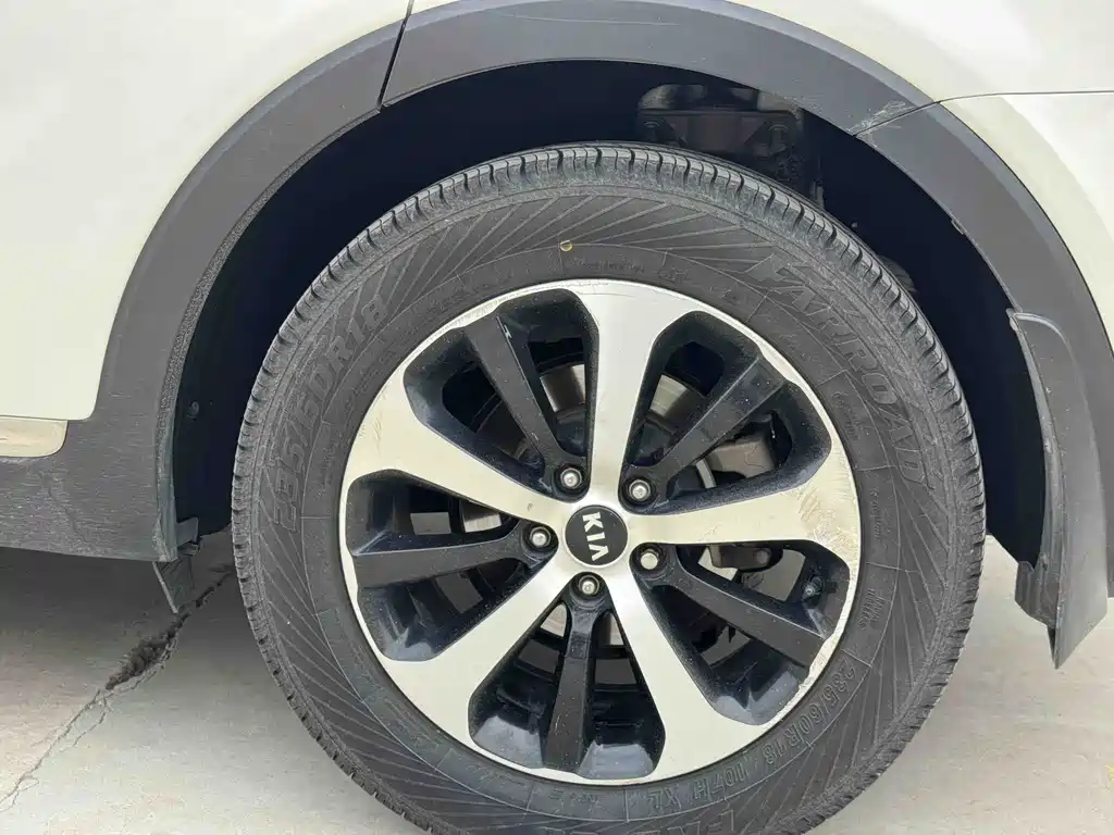 Kia Sorento 2016 L 2.4L 4WD 7 мест IV