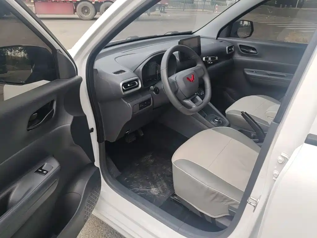 Wuling Hongguang EV — миниатюра 16
