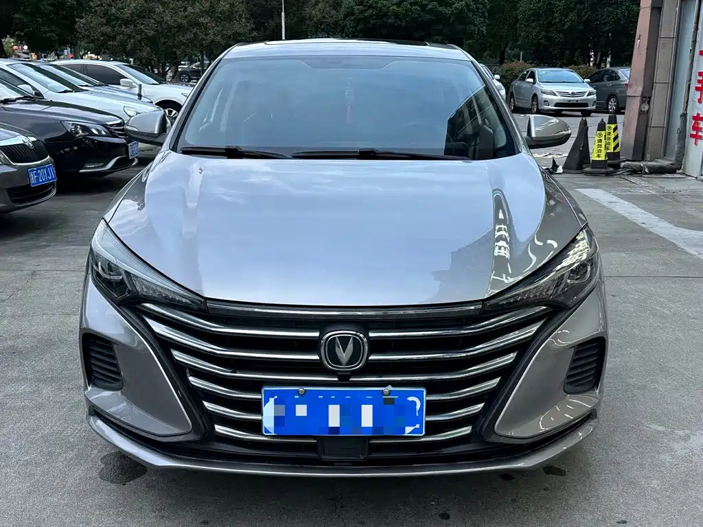 Changan Eado — миниатюра 2