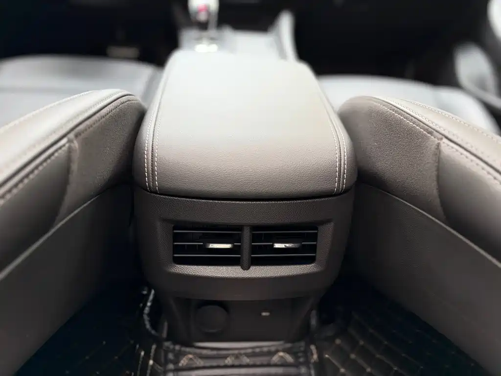 Cadillac CT5 — миниатюра 15