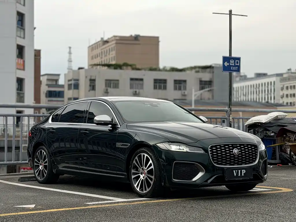 Jaguar XFL 2023 XFL 2.0T P250 Premium Luxury
