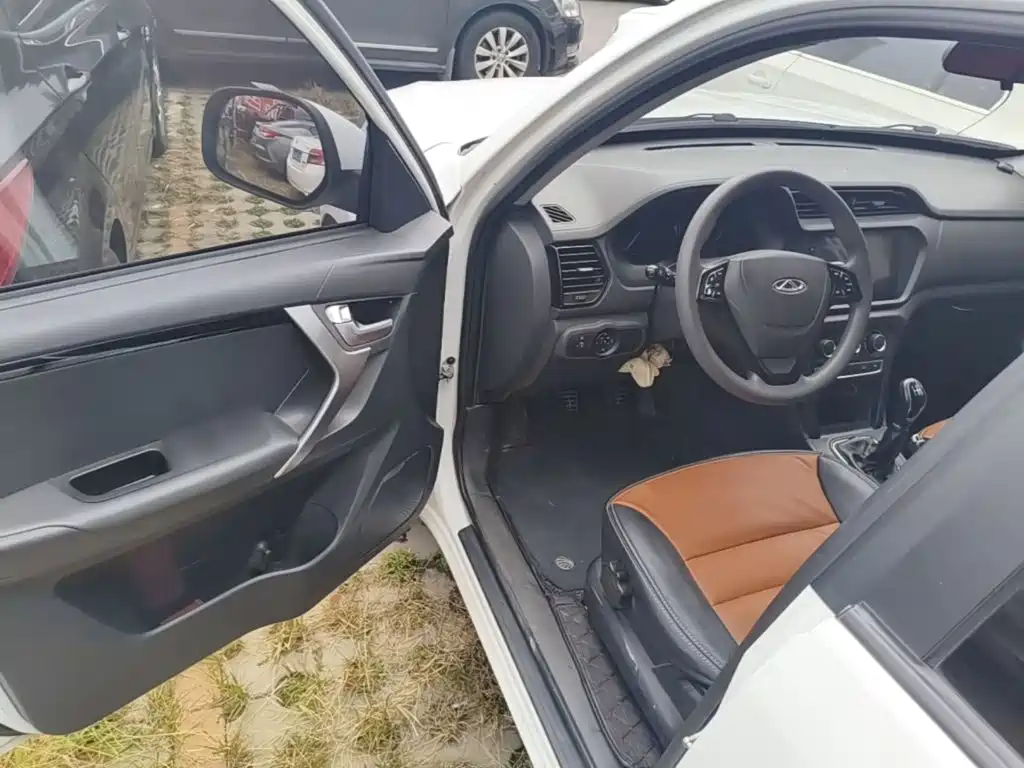 Chery Tiggo 3 — миниатюра 16