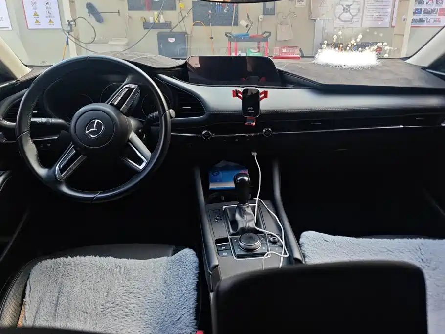 Mazda 3 Axela — миниатюра 12