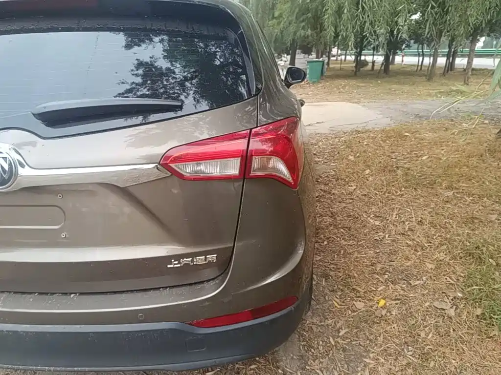 Buick Envision Plus — миниатюра 8