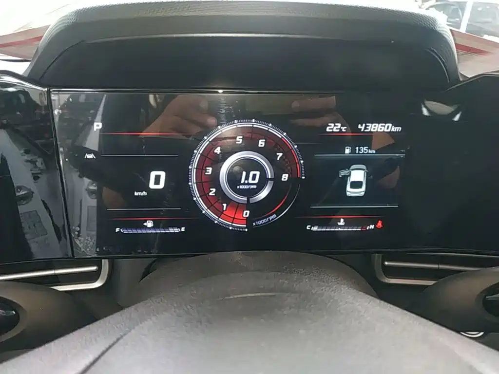 Hyundai Elantra — миниатюра 12