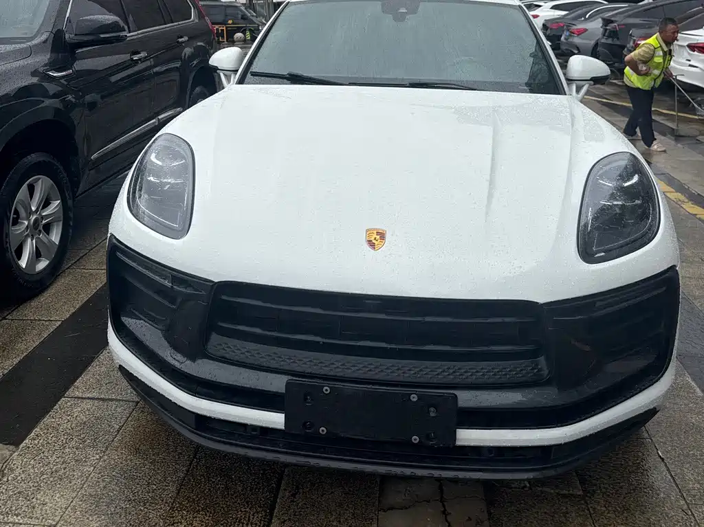 Porsche Macan — миниатюра 2