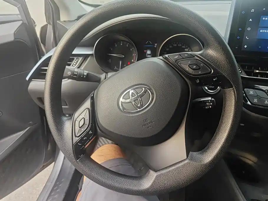 Toyota IZOA — миниатюра 15