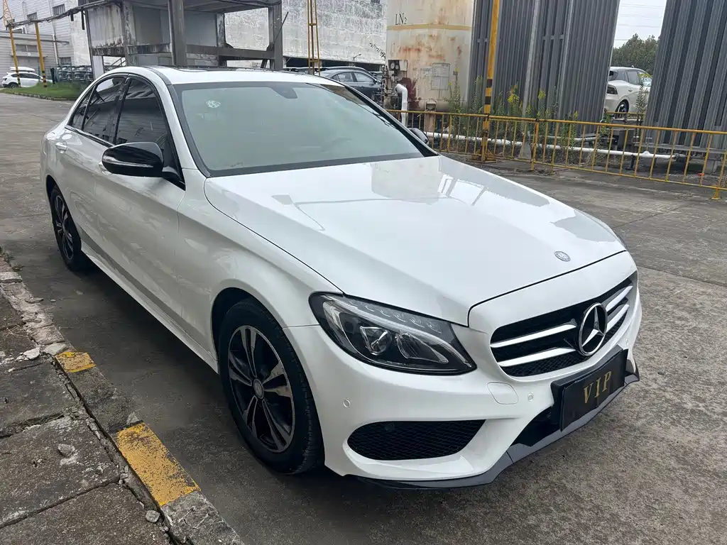 Mercedes-Benz C-Class — миниатюра 3