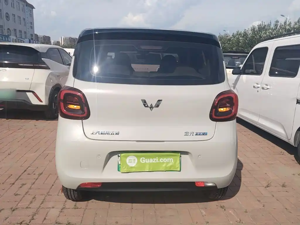Wuling Mini EV MINIEV 2025 Premium +