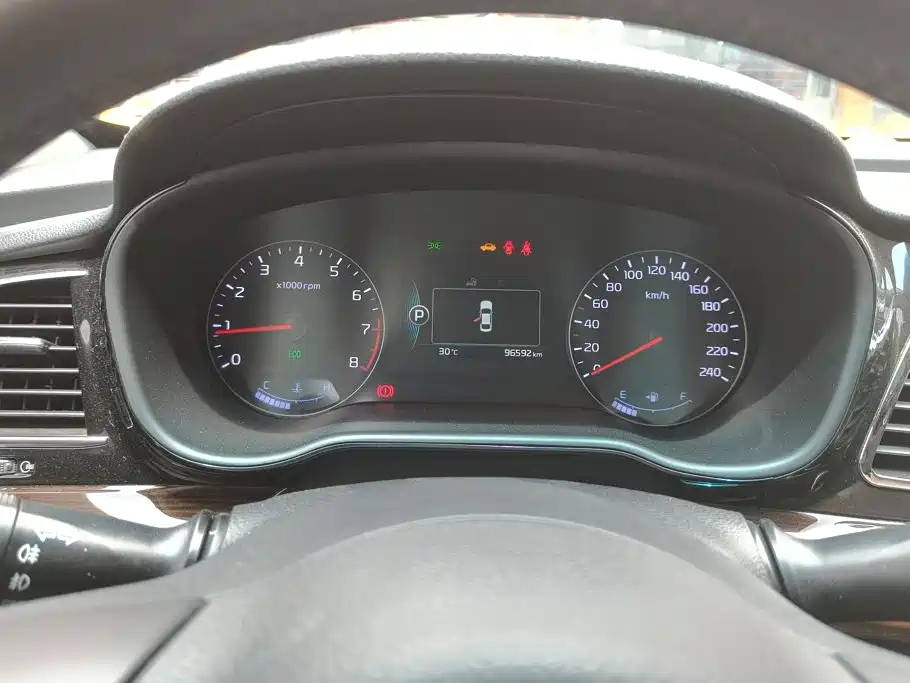 Kia K4 — миниатюра 14