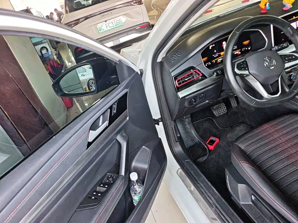 Volkswagen Lavida — миниатюра 12