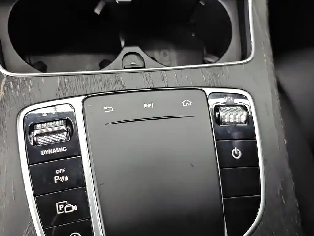 Mercedes-Benz C-Class — миниатюра 21
