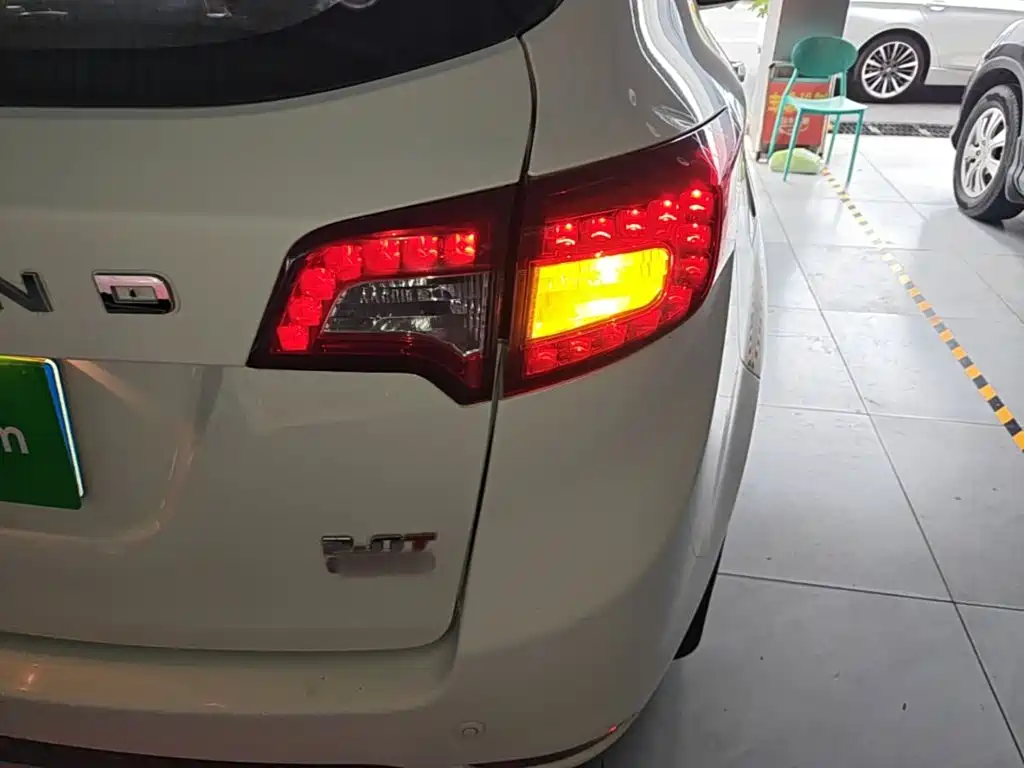 Landwind Landwind X5 — миниатюра 8