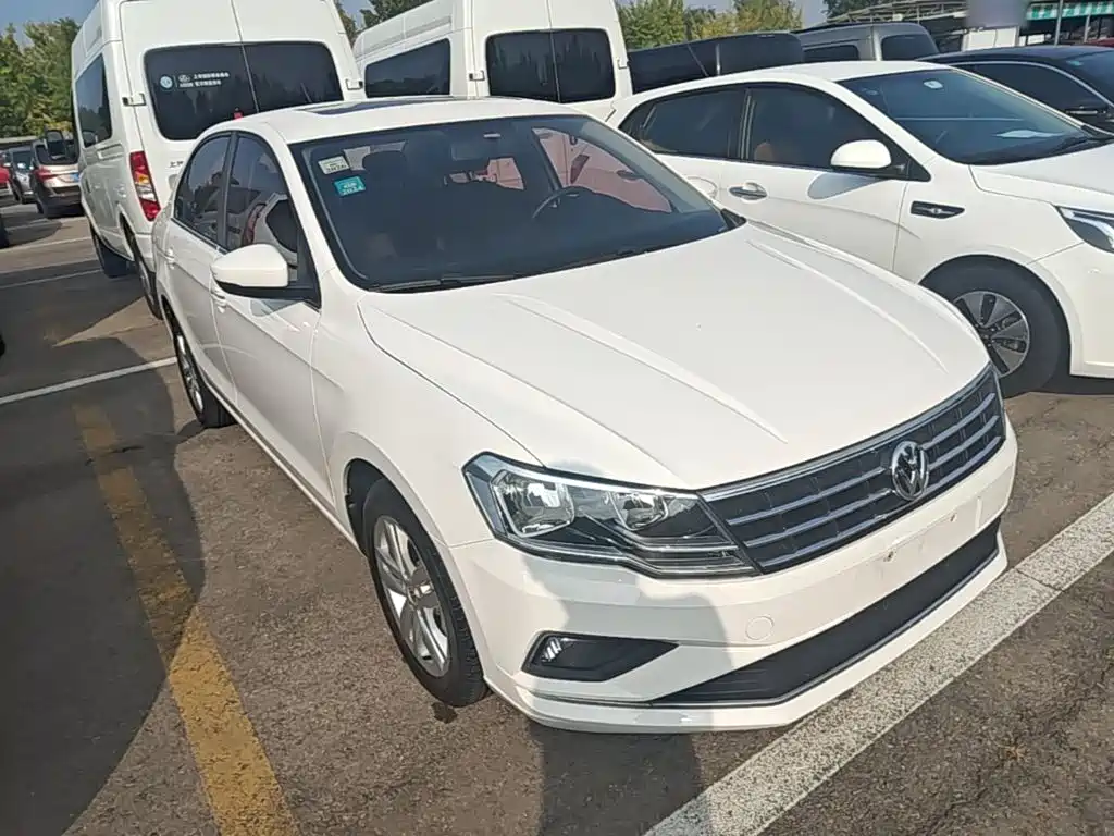 Volkswagen Jetta — миниатюра 4