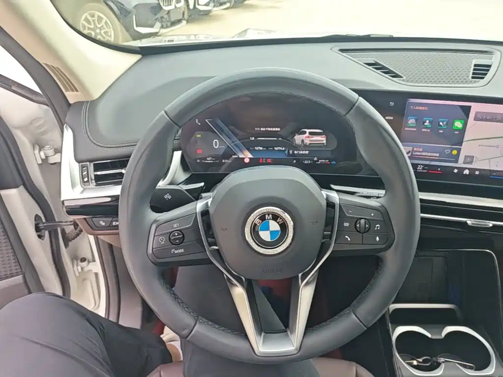 BMW X1 — миниатюра 11