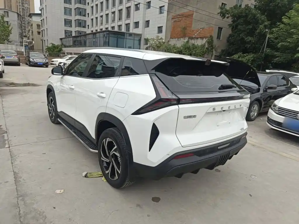 Geely Boyue — миниатюра 5