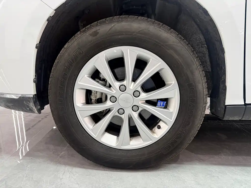 Haval M6 — миниатюра 7