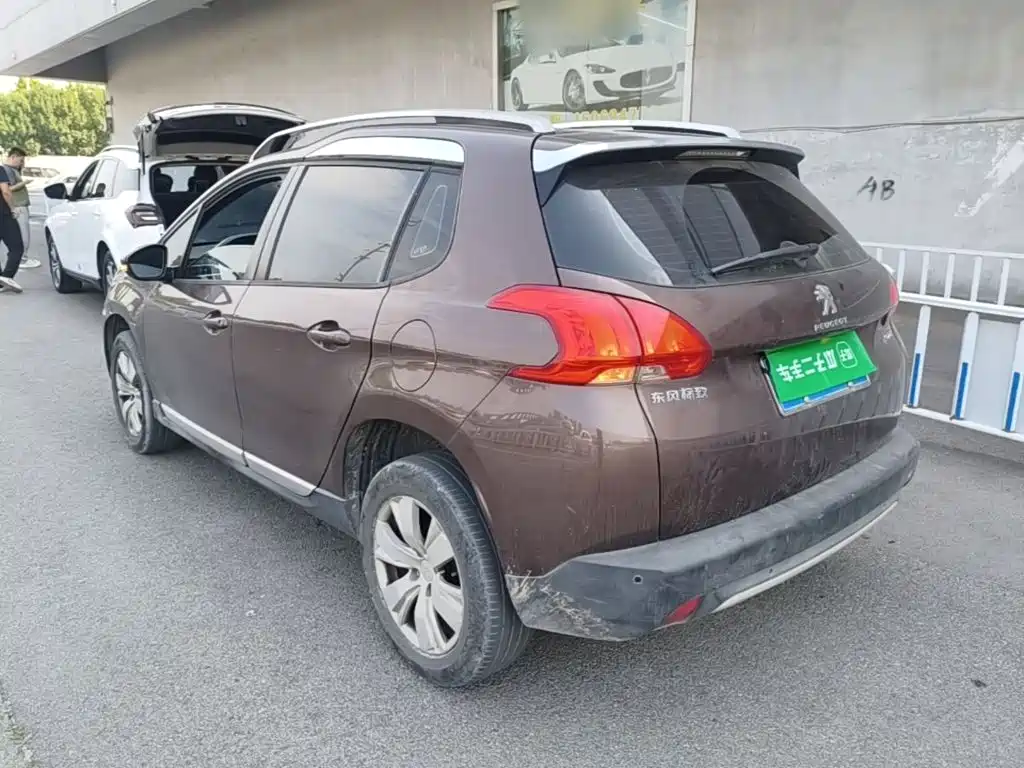 Peugeot 2008 — миниатюра 5