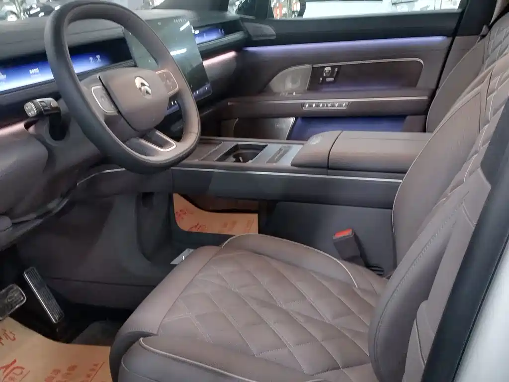 NIO ES8 2026 мест Executive Luxury