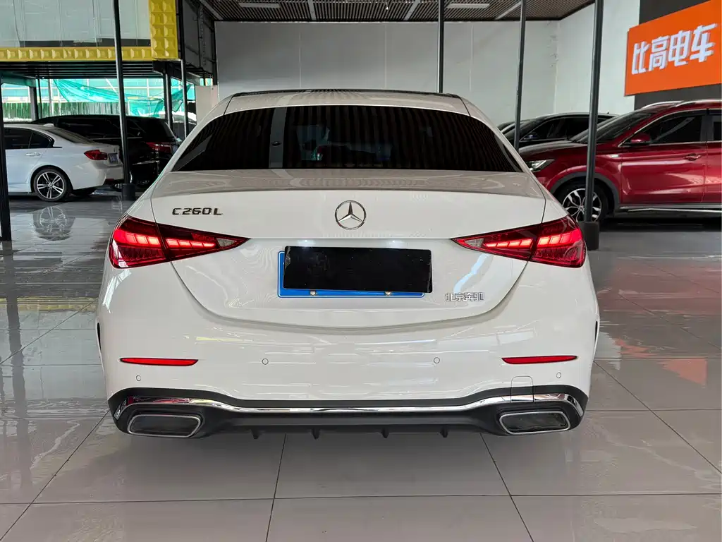 Mercedes-Benz C-Class — миниатюра 4