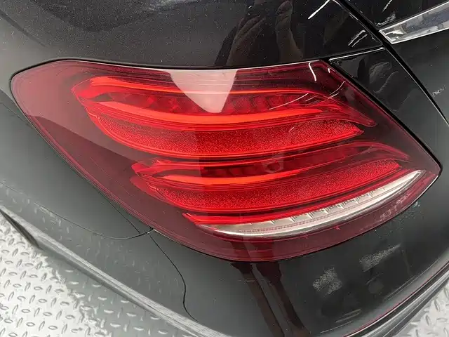Mercedes-Benz E-Class — миниатюра 18