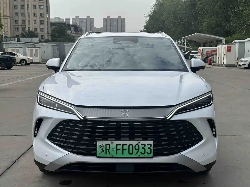 BYD L DM-i — миниатюра 2