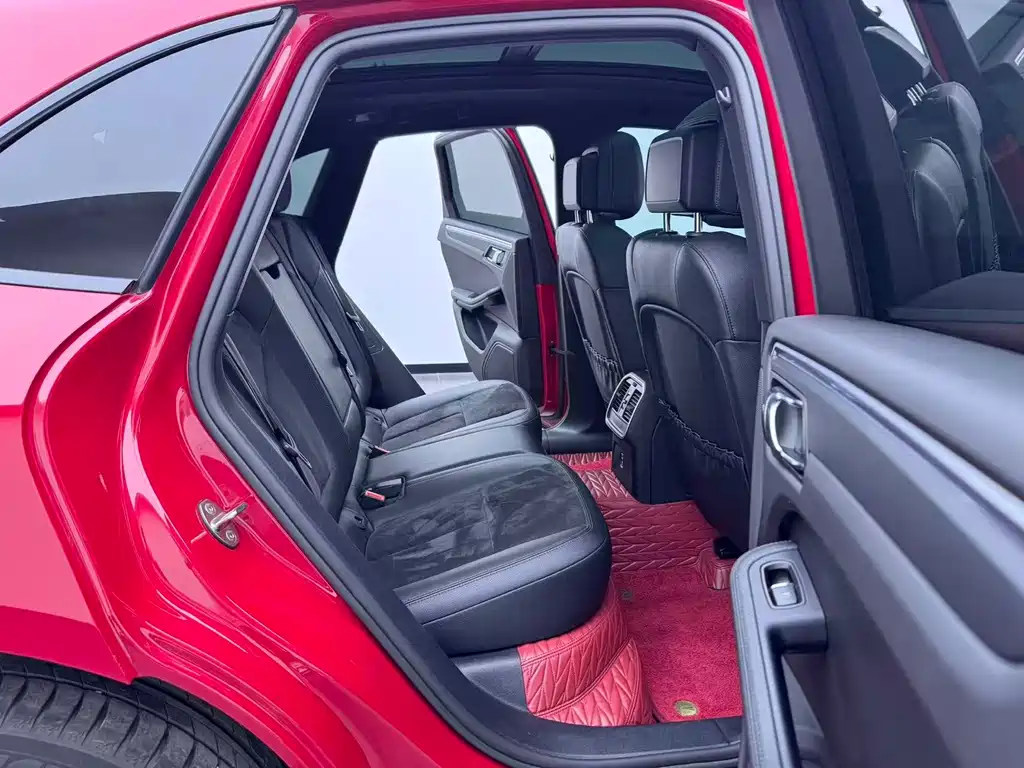Porsche Macan — миниатюра 18